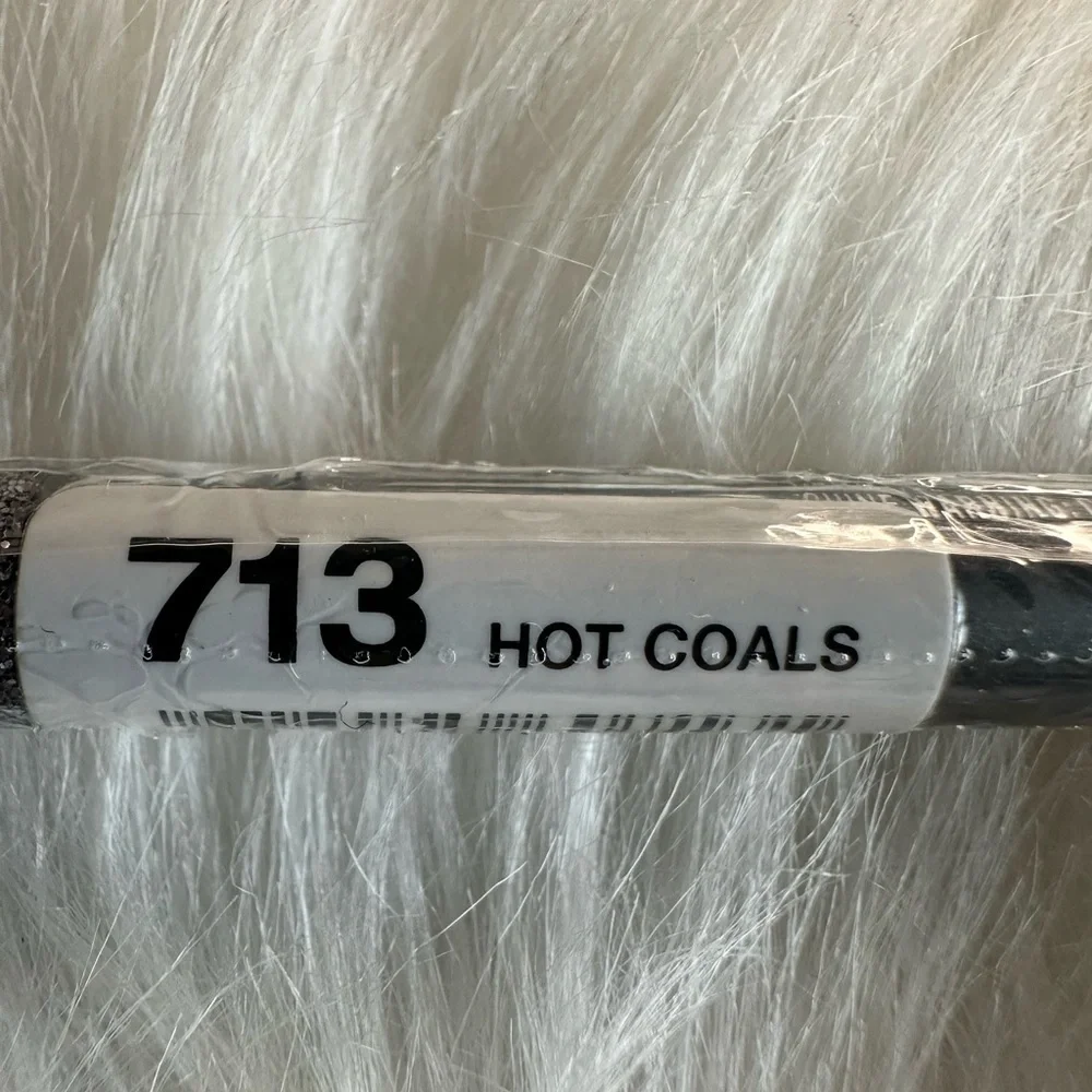 Hard Candy chic eyeliner